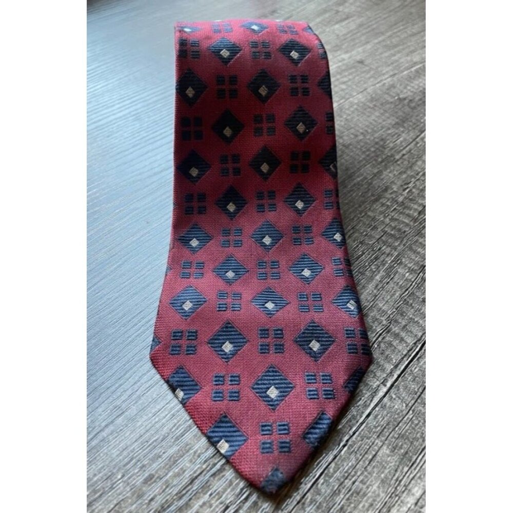 Vintage Bill Blass Silk Tie Burgundy Navy Blue Geometric Diamond Pattern Mens